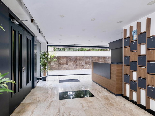 SUADİYE BAĞDAT CADDESİ ÜZERİNDE SATILIK DAİRE!!!!
