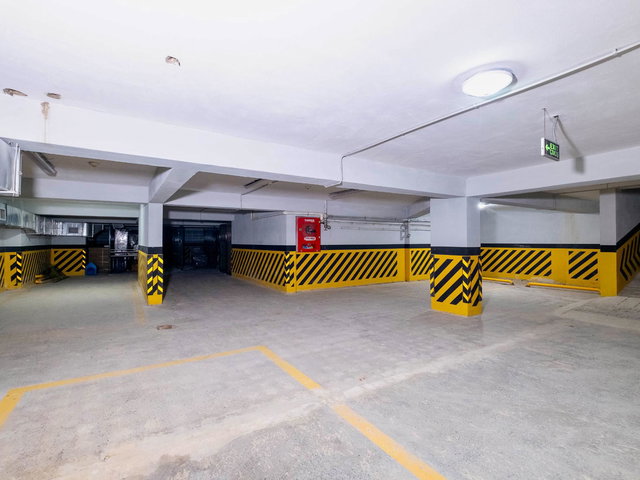 SUADİYE BAĞDAT CADDESİ ÜZERİNDE SATILIK DAİRE!!!!