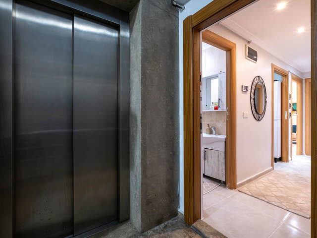 BOSTANCI'DA 60 M² TERAS KULLANIMLI SATILIK 1+1 DAIRE