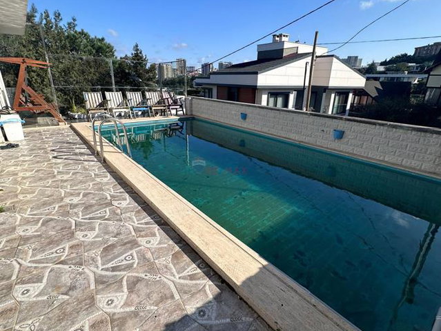 TUZLA AYDINLI ÇAMLIBELDE VILLALARINDA SATILIK 3 KATLI MÜSTAKIL VILLA
