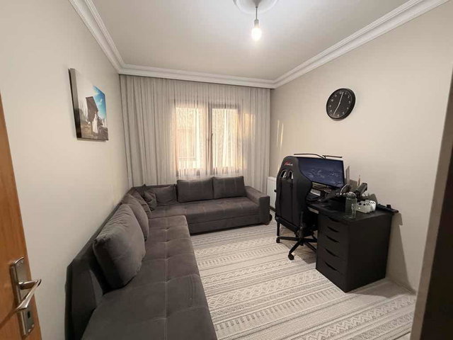 PENDİK ORHANGAZİ MAHALLESİ VATAN CADDESİ ÜZERİNDE SATILIK 3+1 DAİRE