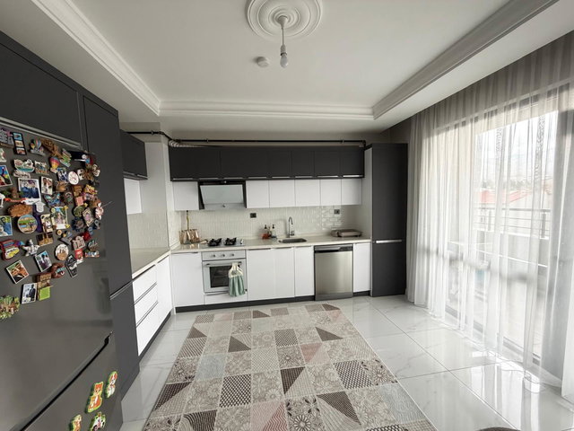 REMAX İLKE'DEN PALANDÖKEN KONUTLARI'NDA 4+1 SATILIK DAIRE