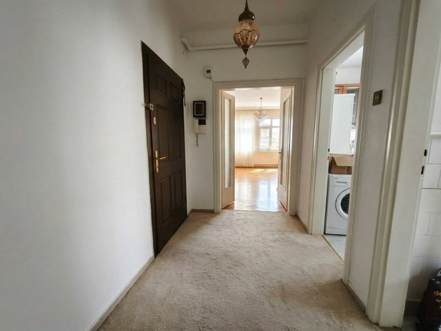 PARIS CADDESIN DE MUHTEŞEM LOKASYON'DA 3+1 110 M2 DAİRE