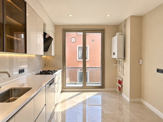 BÜYÜKÇEKMECE MERKEZDE SIFIR MASRAFSIZ 3+1 SATILIK DAİRE