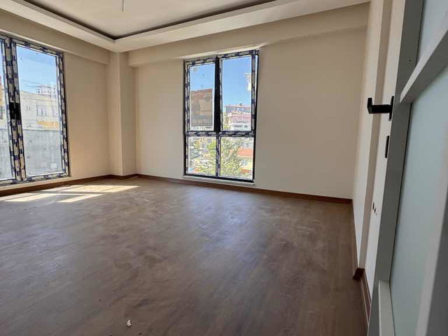 KARTAL HÜRRİYET 5+2 DUBLEKS METROYA 5 DK YÜRÜME AÇIK OTOPARKLI