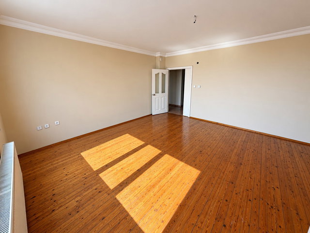 BARIŞ MAHALLESİ SOYLUKENT SİTESİNDE 3+1 KİRALIK DAİRE