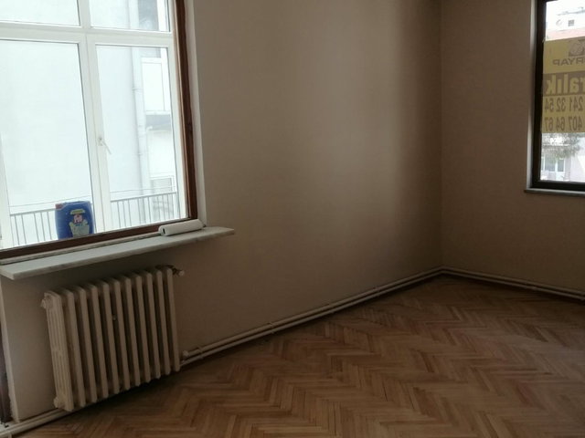 REMAX MİD 'DEN BANDIRMA CADDESİ ÜZERINDE SATILIK 3+1 DAIRE