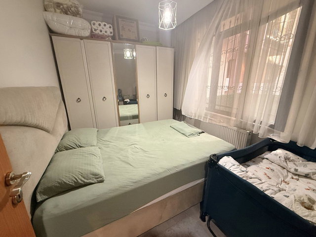 İZZETPAŞA HUDUT SOKAK’TA FULL EŞYALI 2+1 80 M² DAİRE