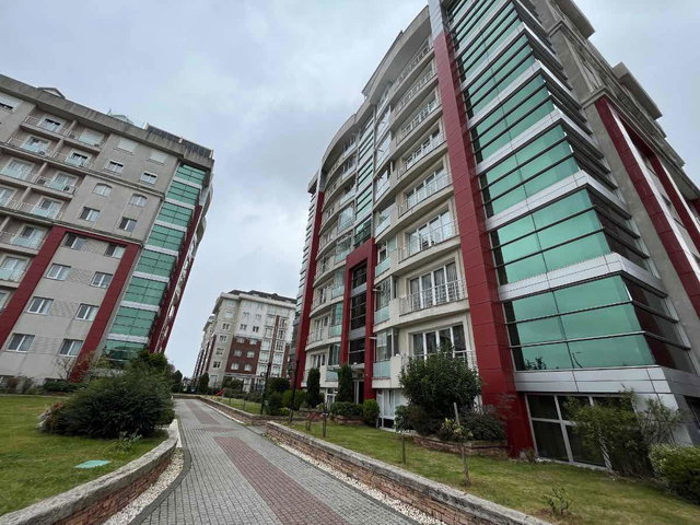 YAŞAM VADISINE KOMŞU BUTIK AILE SITESINDE SATILIK 3+1 DAIRE