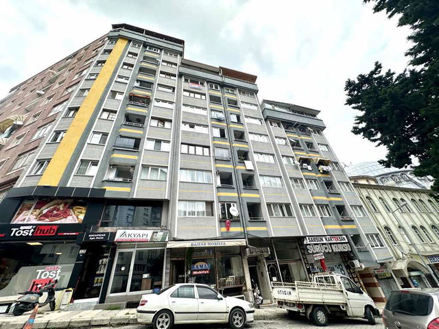 SAMSUN İLKADIM’DA 4+1 | 160 M² NET | 4 CEPHELİ | 2 BANYO 3 WC | BALKONLU GENİŞ DAİRE