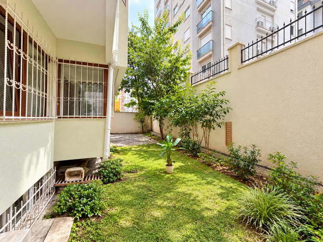 GÖZTEPEDE BAĞDAT CADDESİ LOKASYONUNDA SATILIK 2+1 DAİRE