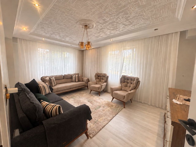 REMAX ELMAS'TAN ALSANCAK'TA ÖZEL AVLULU SATILIK 3+1 TERS DUBLEKS