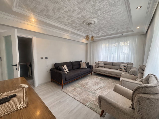 REMAX ELMAS'TAN ALSANCAK'TA ÖZEL AVLULU SATILIK 3+1 TERS DUBLEKS
