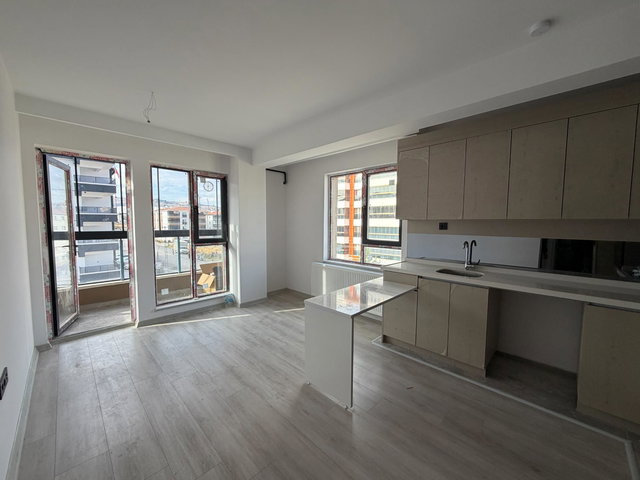 MERKEZİ KONUMDA OTURUMA HAZIR KİRALIK 1+1 DAİRE