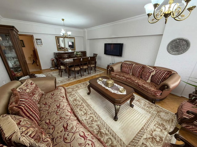 HARBİYE'DE POLİS EVİ YAKINI ASANSÖRLÜ 4+1 KİLERLİ SATILIK DAİRE