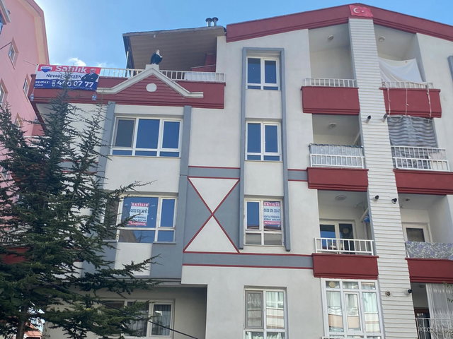 ANKARA MAMAK’TA 5+1 | 165 M² NET | 2 BANYO | BALKONLU, KREDİYE UYGUN DAİRE