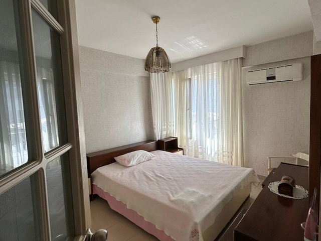 BÜYÜKADA MERKEZDE 3,5+1 | SAHİLE 2 DK | İSKELEYE 5 DK | BALKONLU
