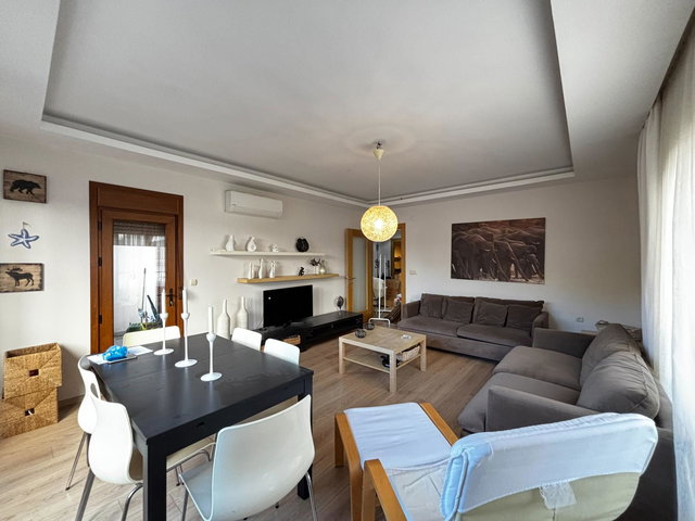 TUZLA POSTANE MAHALLLESİ 2+1 BAHÇE KULLANIMLI KİRALIK DAİRE