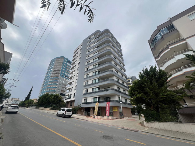 REMAX TOROS'TAN BATIKENT’TE BAĞIMSIZ MUTFAKLI DOĞALGAZLI GENİŞ 3+1