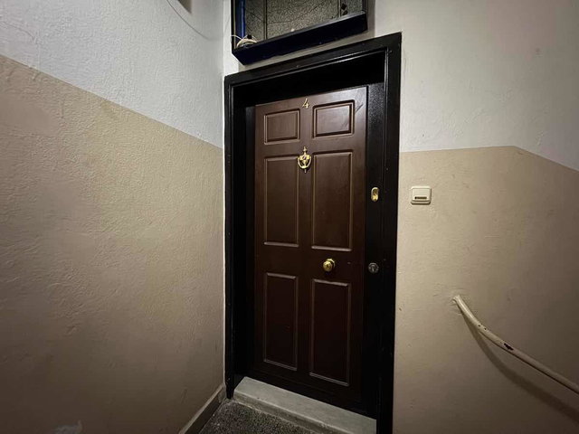 KARŞIYAKA ÇARŞI'DA 2+1 SATILIK DAİRE