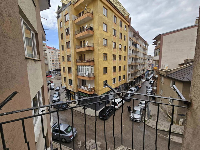 REMAX İLKE'DEN ŞEHİR MER. 3+1 SATILIK DAİRE