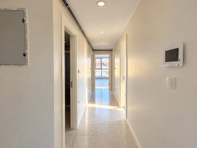 REMAX ASHILL ÜSKÜDAR YAVUZTÜRK ÖNÜ AÇIK KIRALIK SIFIR 3+1 DAIRE