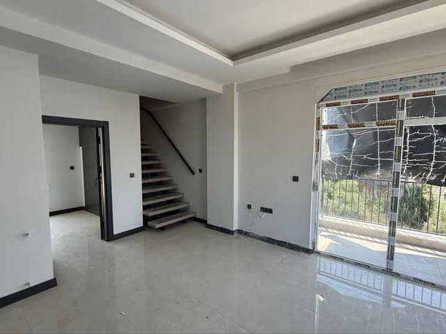 ACIL SATILIK KIZILOT MAHALLESI’NDE DUBLEKS DAIRE ￼