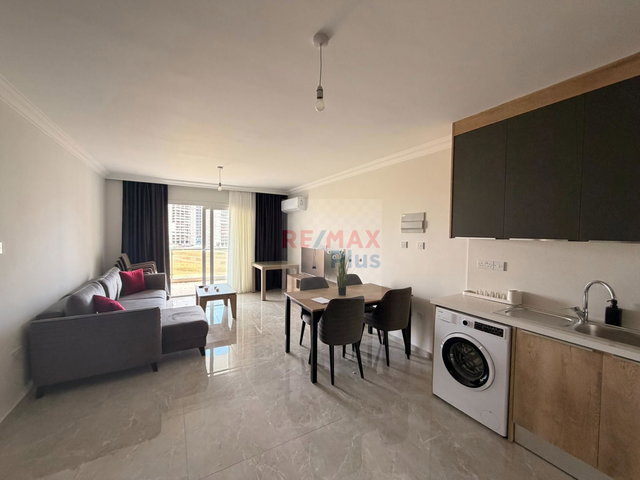 İSKELE LONG BEACH' DE PARK RESİDENCE SİTESİNDE SATILIK 1+1 DAİRE