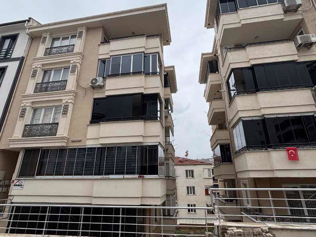 REMAX MİDDEN 1.SAKARYA MAHALLESİNDE SATILIK DAİRE