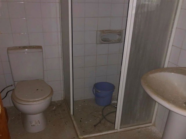 BODRUM TORBA  SAHİL PARSELİNDE MÜSTAKİL TAŞ EV VE ARSASI