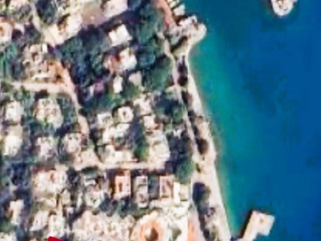 BODRUM TORBA  SAHİL PARSELİNDE MÜSTAKİL TAŞ EV VE ARSASI
