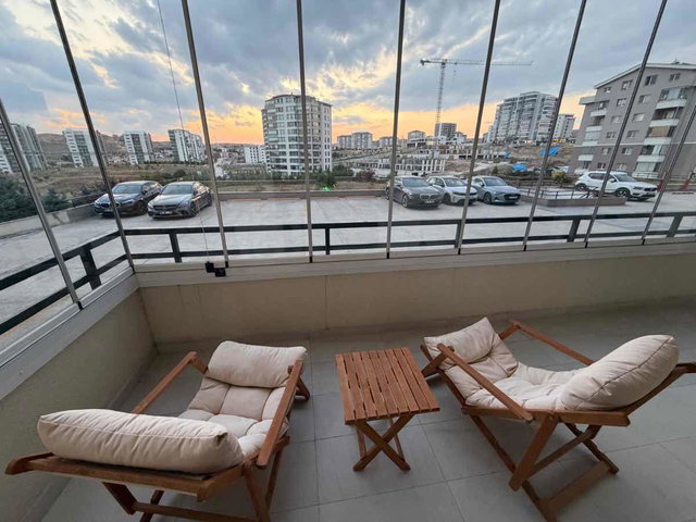 YAŞAMKENT TERRACE MKB’DE 3.5+1  BALKONLU KİRALIK DAİRE