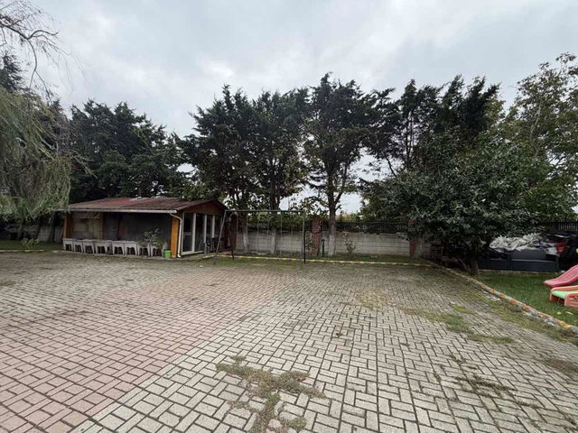 ÇATALCA OKLALI 'DA ÜÇÜZ VİLLA KOMPLEKSİ MÜSTAKİL 4000M2 ÇİFTLİK