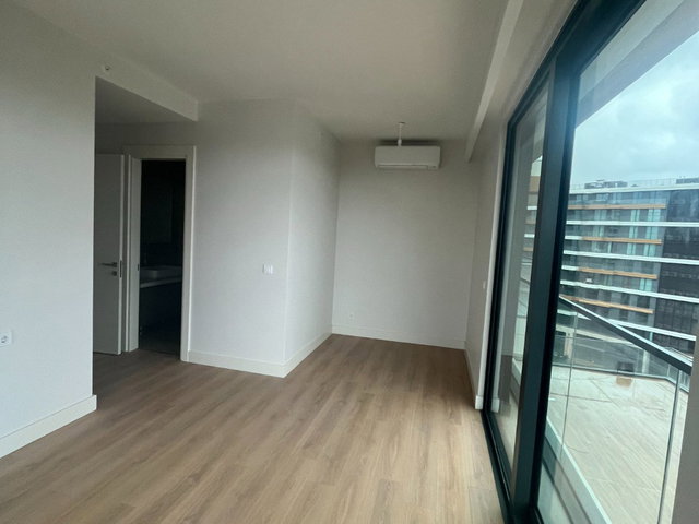V SANCAKTEPE MERKEZ''DE  KİRALIK 3+1 DAİRE