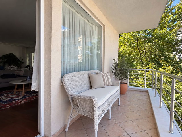 TARABYA SANATÇILAR SİTESİ'NDE FERAH YENİLENMİŞ 3+1 DAİRE