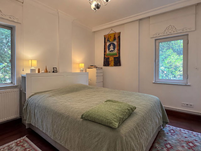 TARABYA SANATÇILAR SİTESİ'NDE FERAH YENİLENMİŞ 3+1 DAİRE
