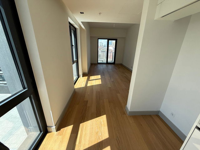 BOMONTİ ROTANA RESİDENCE YENİ BLOKTA KİRALIK KÖŞE 1+1 DAİRE