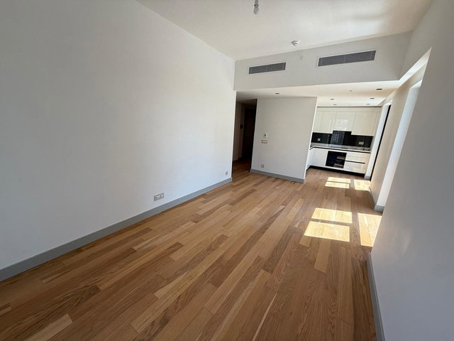 BOMONTİ ROTANA RESİDENCE YENİ BLOKTA KİRALIK KÖŞE 1+1 DAİRE