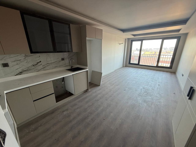 ZEYTİNBURNU DYN MEYDAN SİTESİ SIFIR SATILIK 2+1
