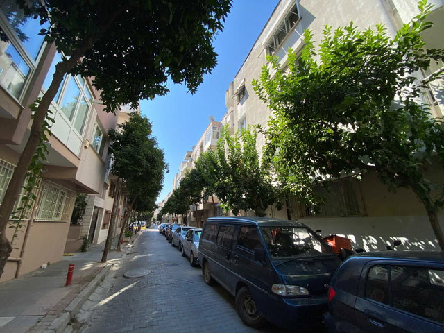 ALSANCAK KAHRAMANLAR'DA DOĞALGAZLI GENIŞ 2+1 KIRALIK DAIRE