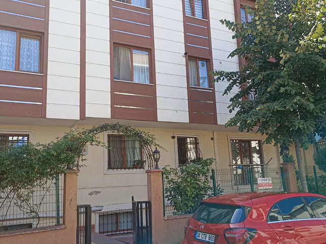 SANCAKTEPE YENİDOĞANDA FERAH, BALKONLU, KAPALI MUTFAKLI 2+1