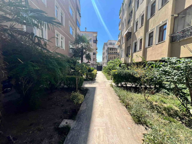 EMİNEVİME UYGUN PLAJYOLUNDA SATILIK FERAH 3+1 ARAKAT DAİRE