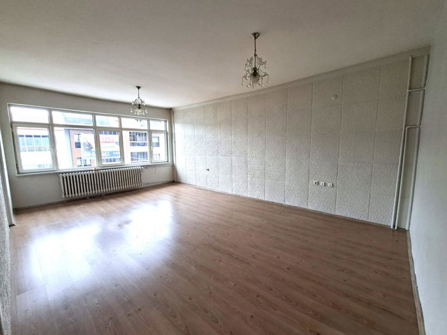 RE/MAX İNCİ'DEN BAHÇELİEVLER MAH'DE SATILIK 3+1 DAİRE