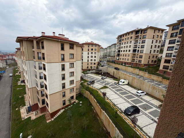 MALTEPE ATIŞOKULUN'DA KİRALIK 2+1 SIFIR DENİZ MAN.GÜNEY DAİRE!!!