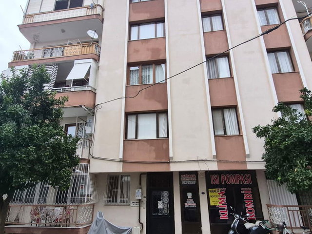İZMİR SELÇUK ATATÜRK MAHALLESİ’NDE MERKEZİ KONUMDA, KİRACILI SATILIK 3+1 DAİRE