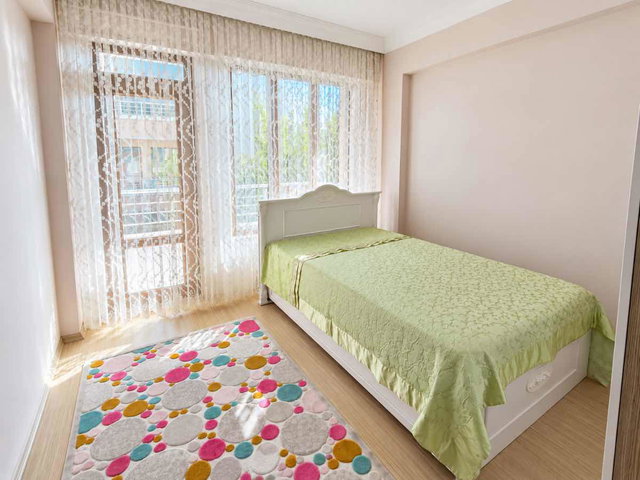 REMAX DEM'DEN PARK KARŞISI SATILIK FERAH 150 M2 3+1 DAİRE