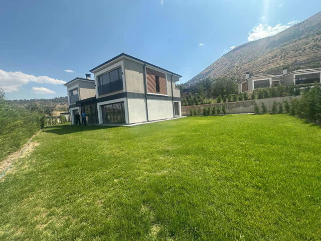 TALAS HARMAN MAH.  MUHTEŞEM SIFIR VILLA