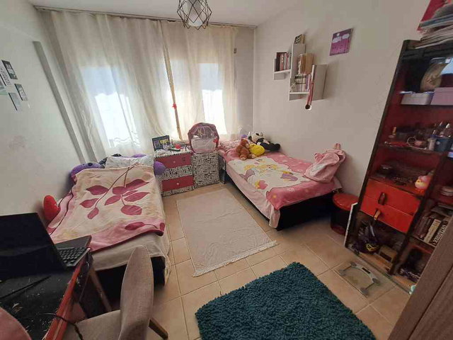 CAMİKEBİR MAHALLESİN DE SATILIK 3+1 DOĞALGAZLI KAPALI MUTAFK  DAİRE
