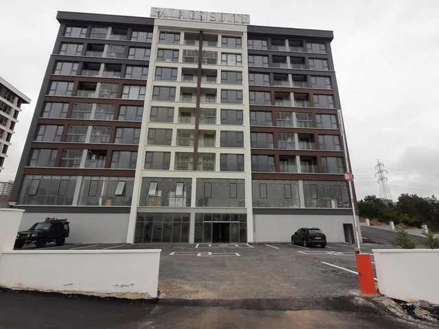 PURSAKLAR SARAYDA SIFIR BİNADA SIFIR EŞYALI 1+1 DAİRE