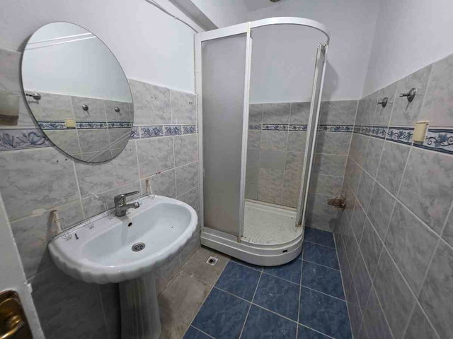 BEYOĞLU KEÇECIPIRI MAHALLESINDE KIRALIK 2+1 DAİRE